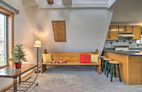 Towanda Maison | Vivid Cedar Ridge Cabin about 23 Miles to Wichita!