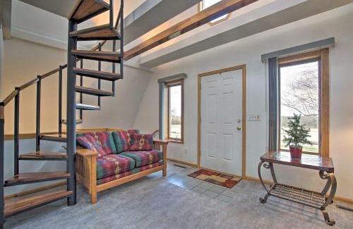 Towanda Maison | Vivid Cedar Ridge Cabin about 23 Miles to Wichita!