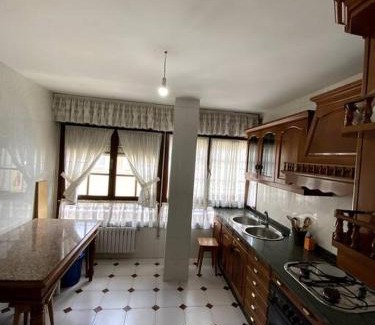 Vegadeo Appartement | Vivienda de Uso turístico Paseo del Suaron Vegadeo
