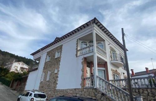 Poyales del Hoyo Maison | Vivienda Las Vistas