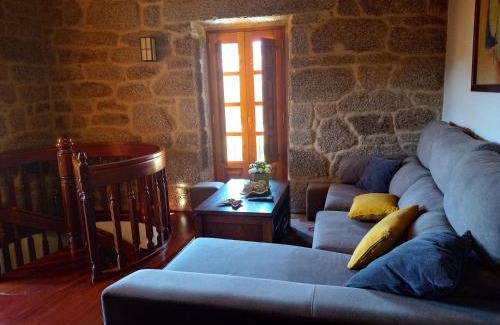 Leiro Maison | Vivienda Turística A Petada de San Clodio