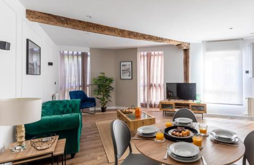 Bilbao la Vieja Appartement | Vivienda Turística Plaza de los Tres Pilares