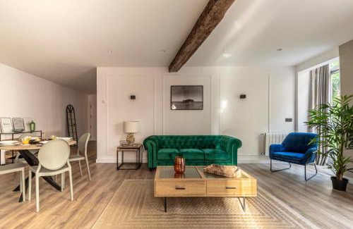 Bilbao la Vieja Appartement | Vivienda Turística Plaza de los Tres Pilares