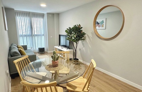 Almenara Appartement | Free Parking - New, super spacious and bright