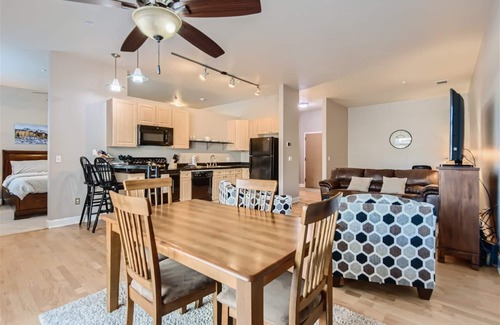 Greenwood Village Copropriété | VL109B - Awesome 1 Bedroom in DTC