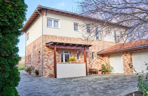 Villany Maison | Vojtek Pince Vendégház