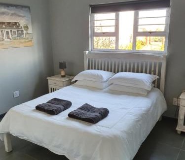 Oudtshoorn Appartement | Volgenoeg Self Catering Cottage