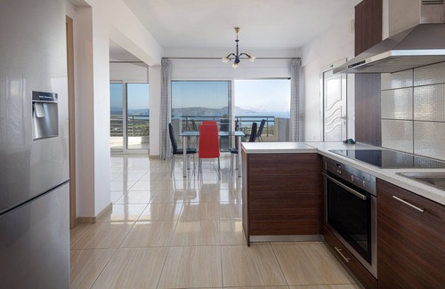 Filaki Appartement | Vourvahis Seaview Apartment in Karoti