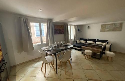 Riez Appartement | Vous viendrez vivre ici , 3 pièces châtaignier garage à moto