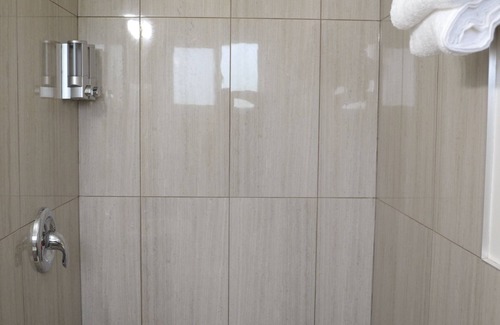Listowel Hôtel | VOW MOTEL LISTOWEL ON