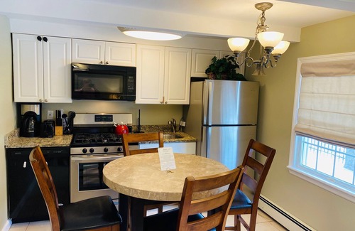 Seaside Heights Maison | VRBO PREMIER HOST LISTING - 2 BR BEACH SUITE - TWO POOLS. Full Kit & Liv Rm