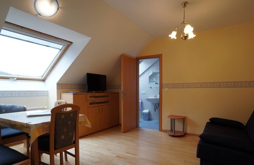 Spitz Appartement | Vrbo Property