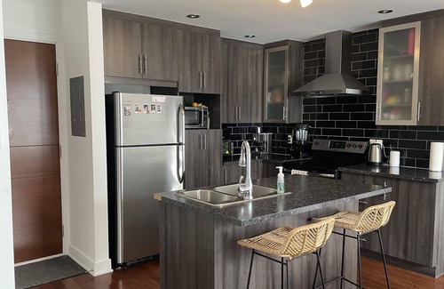Rosemont-La Petite-Patrie Appartement | Vrbo Property