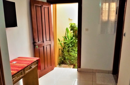 Angre Lit Et Petit-Déjeuner | Résidence Hôtel Abidjan Chambre Yakro