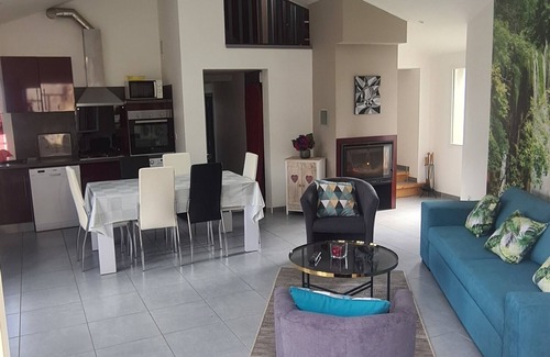 Estaing Maison | Vrbo Property