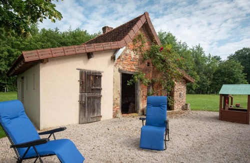 Frontenaud Maison | Vrbo Property