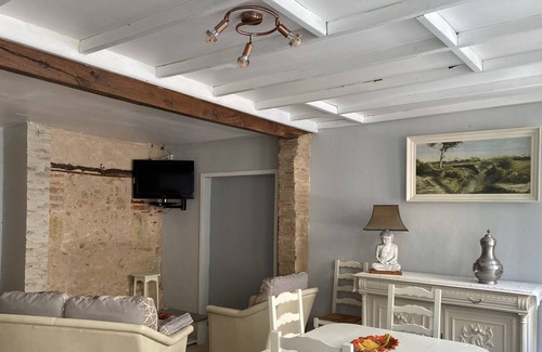 Marciac Appartement | Vrbo Property