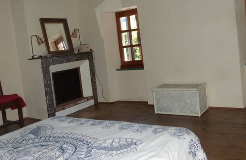 Montbrun-Bocage Maison | Vrbo Property