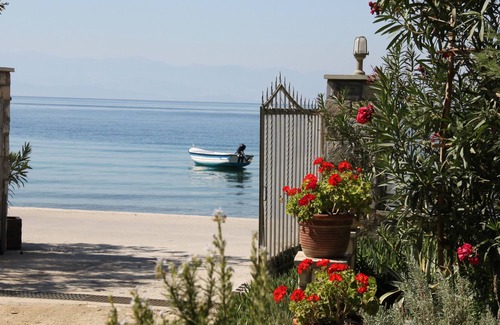 Kala Nera Appartement | Vrbo Property