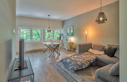 Voorburg Appartement | Vrbo Property