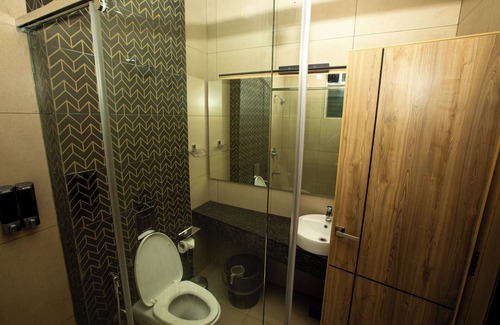 Electronic City Phase II Hôtel | VRR Hotel's And Convention Centre