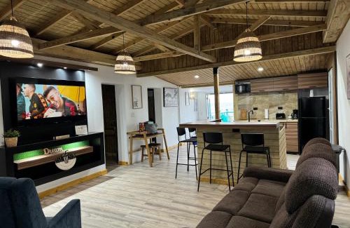 Arecibo Pueblo Maison | VSS Beach House - A Beachfront Paradise in Arecibo
