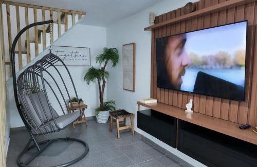 Arecibo Pueblo Appartement | VSS La Puntilla in Arecibo - Stylish Coastal Getaway