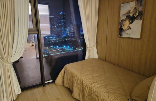 Chamkar Mon Copropriété | Vue Aston - Posh Condo With Amazing Views!