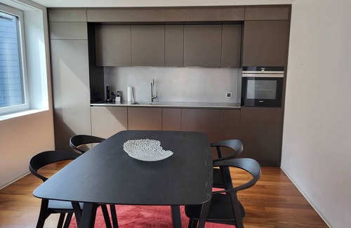 Martigny Appartement | Vue Exceptionnelle, bcp de Charme, Situation Idéale, Magnifique Moderne et Neuf