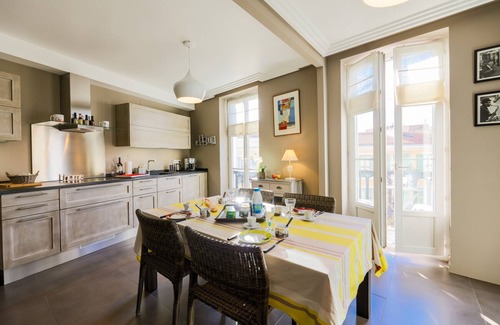 Jean-Medecin Appartement | VUE MAGENTA AP4188 by Riviera Holiday Homes