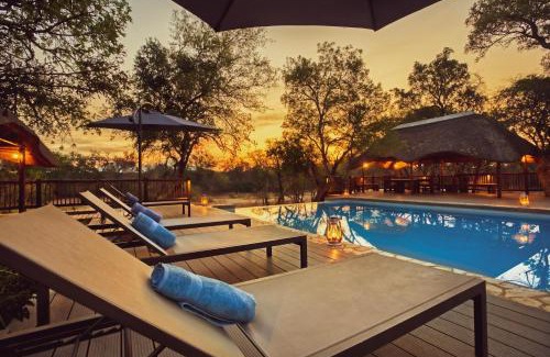 Thorny Bush Game Reserve Hôtel | Vuyani River Lodge