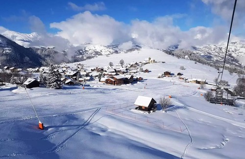 Albiez-le-Vieux Appartement | VVF Albiez-Montrond Maurienne - Large 2-room apartment for 6 people + 1 baby