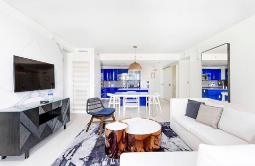 Barrier Island Copropriété | W Residences 2 Bed Unit | Beachfront and Luxe Stay