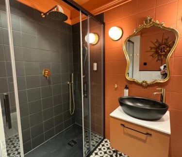 Centrum Appartement | W12 Home Station - Apartment retroPIERROT