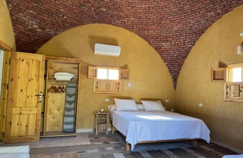 Siwa Maison | WAFLA