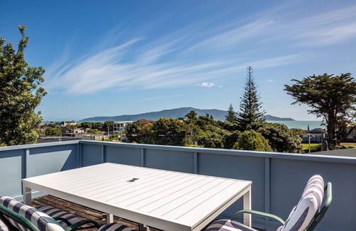 Waikanae Maison | Waikanae Old Beach - sun, views and sand