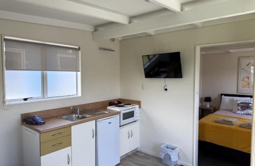 Waikawa Bay Autre | Waikawa Bay Self Contained Cabins