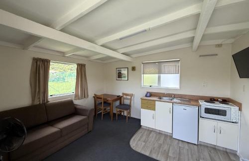 Waikawa Bay Autre | Waikawa Bay Self Contained Cabins