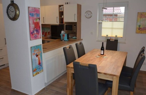 Hilgenriedersiel Maison | Waikiki - Allergy-friendly 100sqm vacation home with fireplace and garden in Hilgenriedersiel