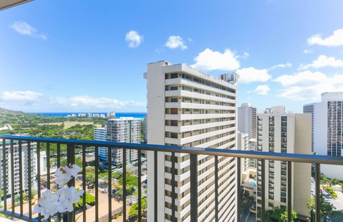 Diamond Head - Kapahulu - St. Louis Appartement | Waikiki Sunset * Newly Renovated * Parking * Diamond Head Ocean Views *