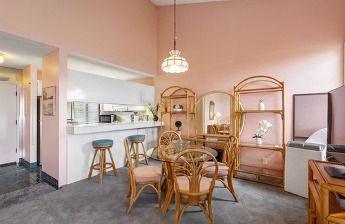 Wailea Copropriété | Wailea Ekahi 12D - Budget Friendly Ocean View Studio w/ Lanai, Kitchen, WD, & AC