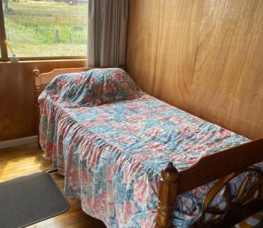 Hangatiki Autre | Waitomo Farmstay - Morepork Cabin 7
