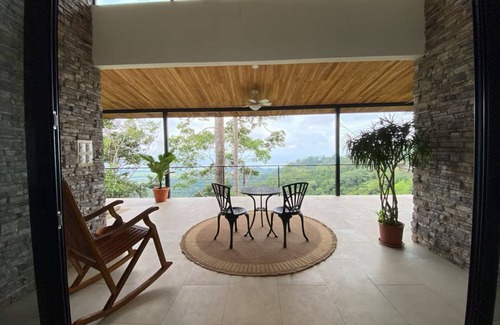 Jaco Maison | Wake to the birds, sleep to the sound of the waves