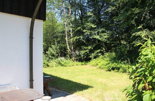 Lindenfels Appartement | Réveillez-vous avec une vue sur la forêt