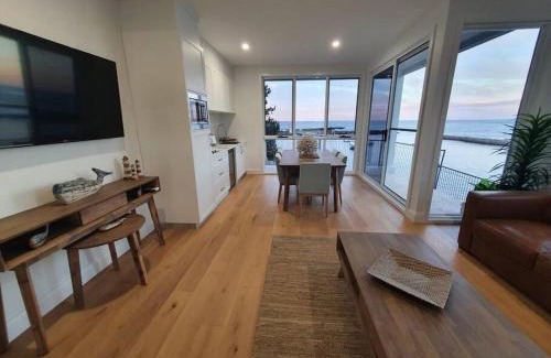 Shellharbour Maison | Wake up to the ocean at LegaSea