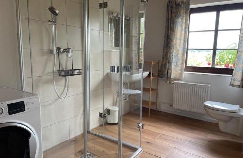 Alfen Maison | Waldhaus Wiesenblick mit Spielzimmer und Tischtennisraum