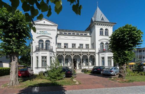 Seeheilbad Graal-Muritz Hôtel | Waldhotel