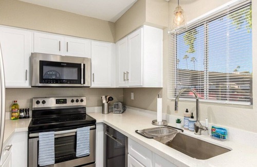 South Scottsdale Maison | Walk 2 Old Town & Fashion Square|4 Heated Pools