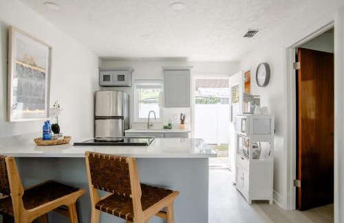New Port Richey Appartement | Walk Everywhere! 1-bedroom Gem In Downtown Hub
