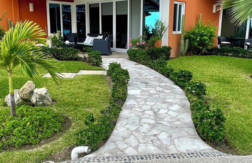 Bajos de Chila Copropriété | Walk out to pool and ocean steps away.